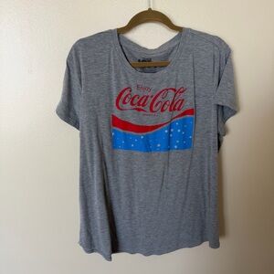 COCA COLA 1971 Unity Collection Graphic Tee